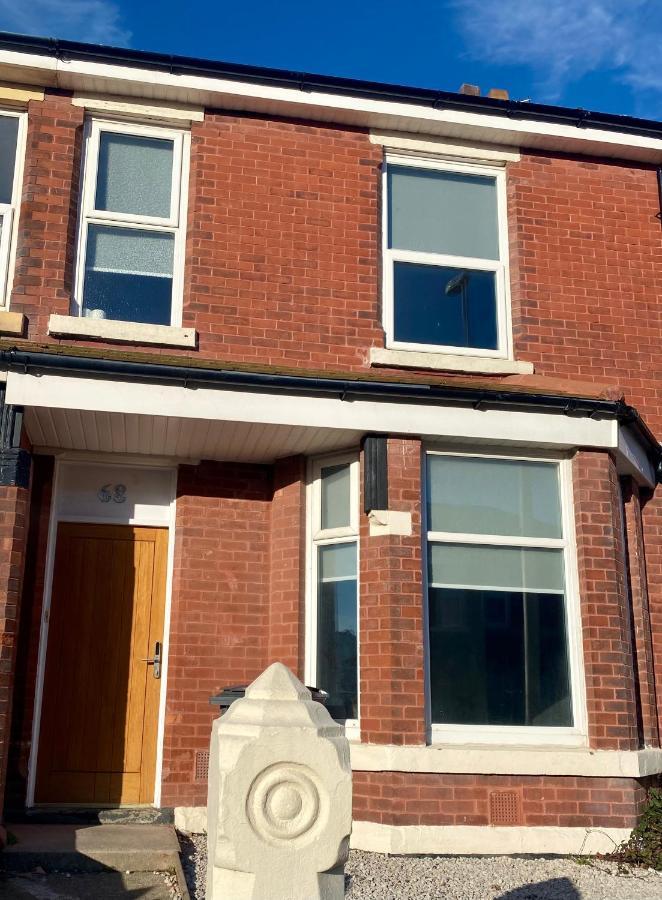 Warley House 4 Bed -Blackpool North -Family House Екстер'єр фото